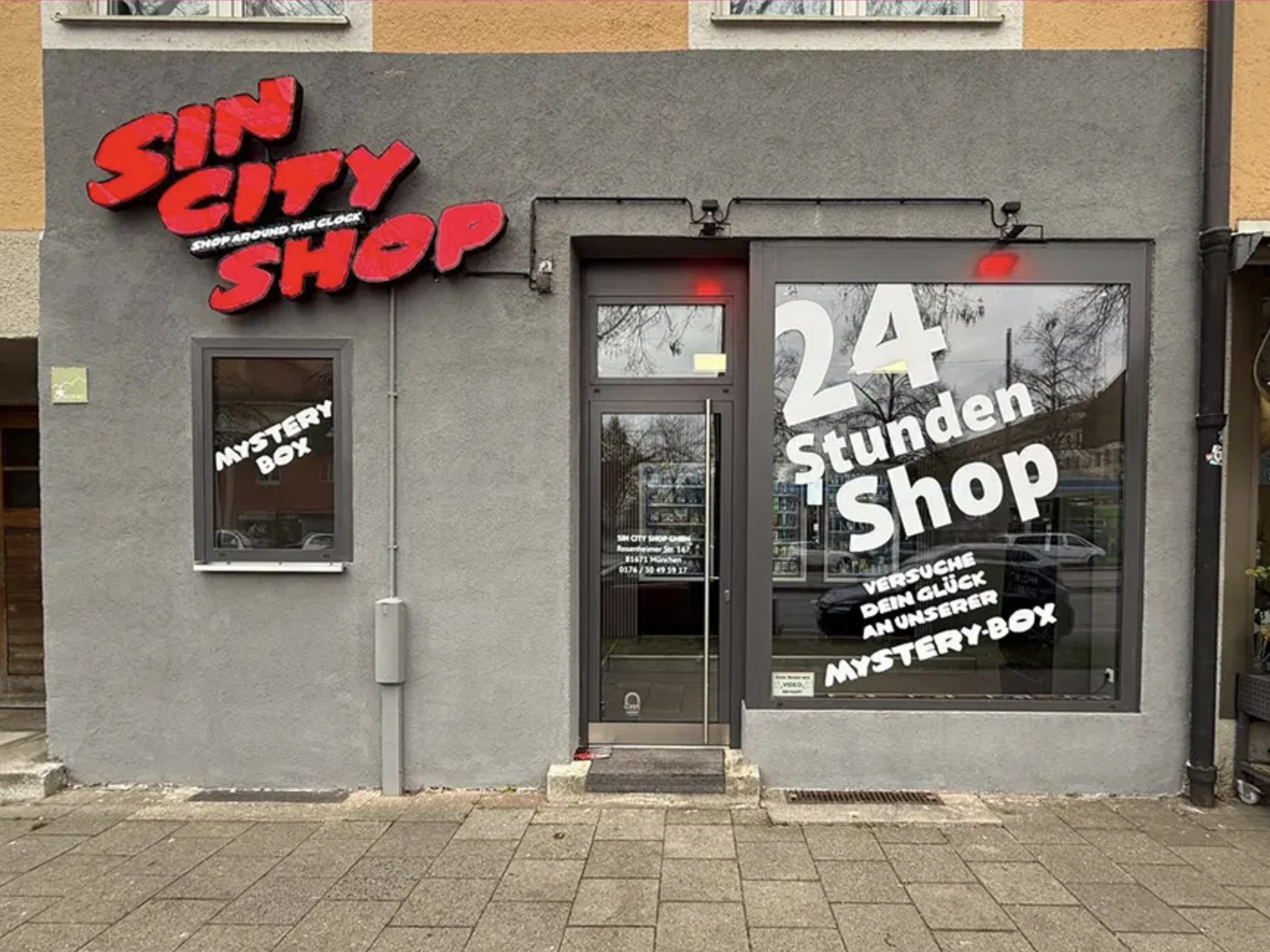 Sin City Shop Außenansicht am Tag